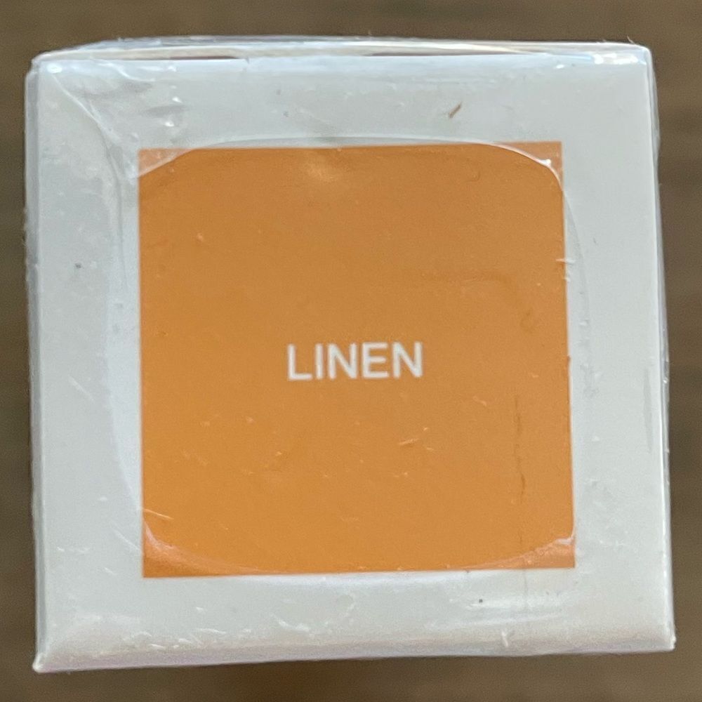 Hide® PREMIUM FOUNDATION In Linen - Picture 4 of 7